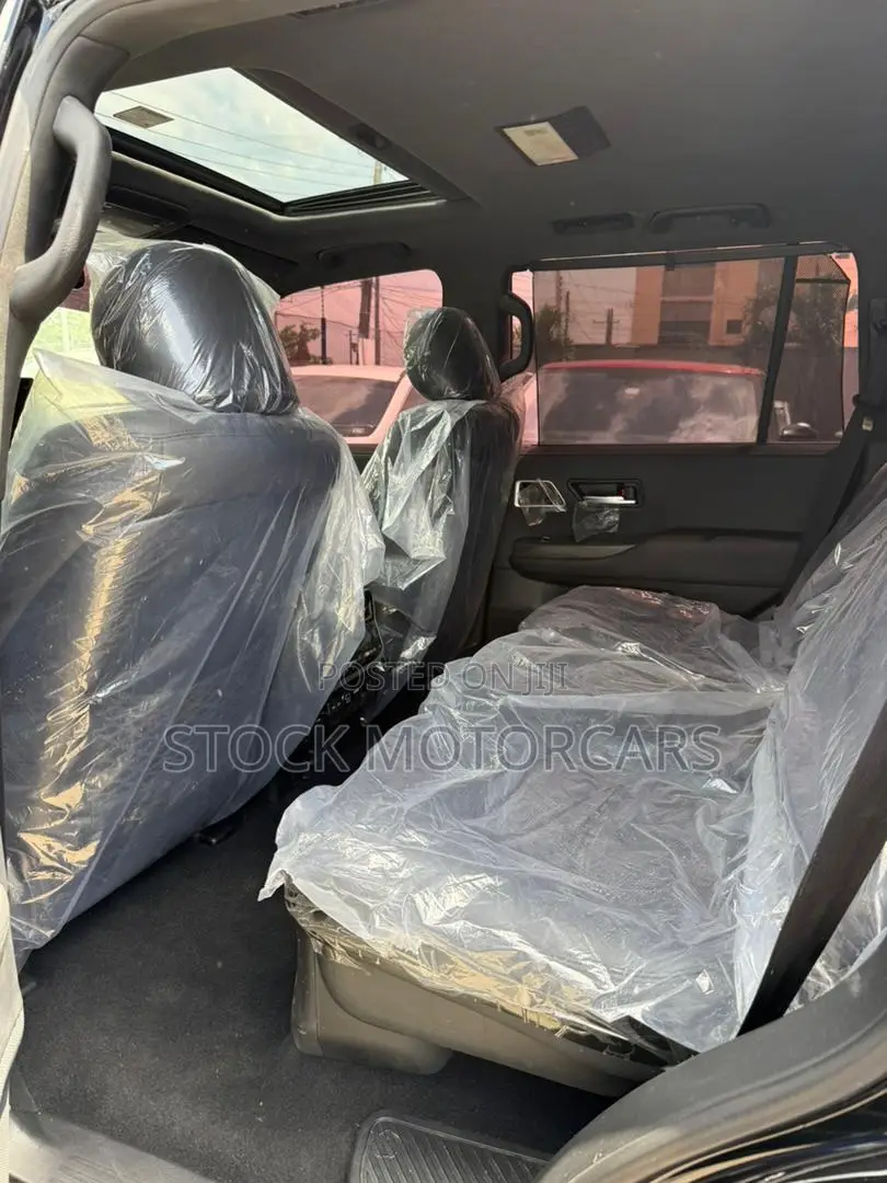 Toyota Land Cruiser 2013 Black