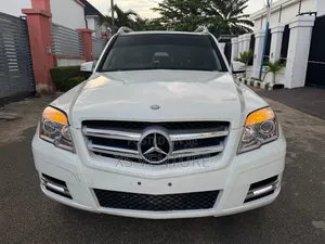 Mercedes-Benz GLK-Class 350 4MATIC 2010 White