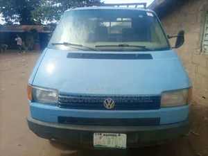 Volkswagen Caravell 1996 Blue