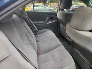 Toyota Camry SE 4dr Sedan (2.5L 4cyl 6A) 2011 Blue