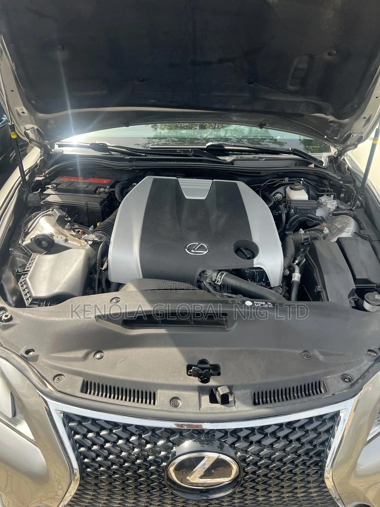 Lexus IS 2016 Gold