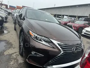 Lexus ES 2017 Black