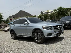 Mercedes-Benz GLC-Class 2019 Blue