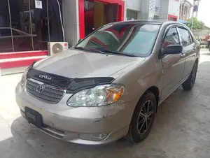 Toyota Corolla 2003 Gold