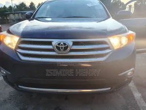 Toyota Highlander SE 3.5L 4WD 2013 Blue