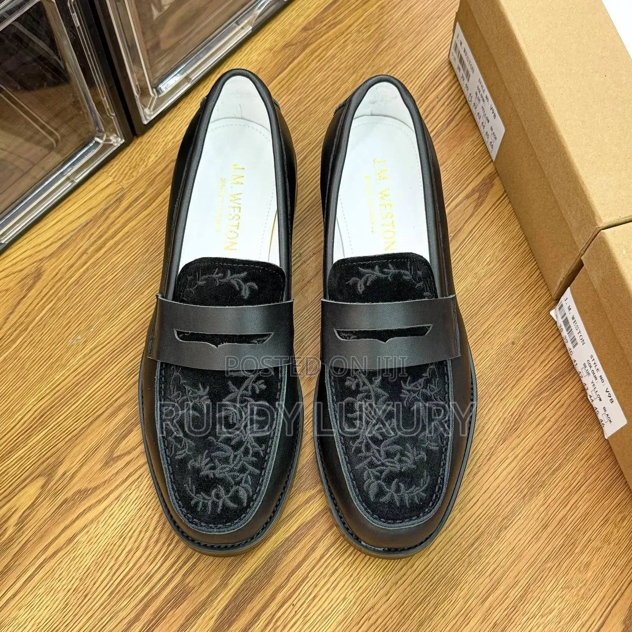 Textured Formal Loafers