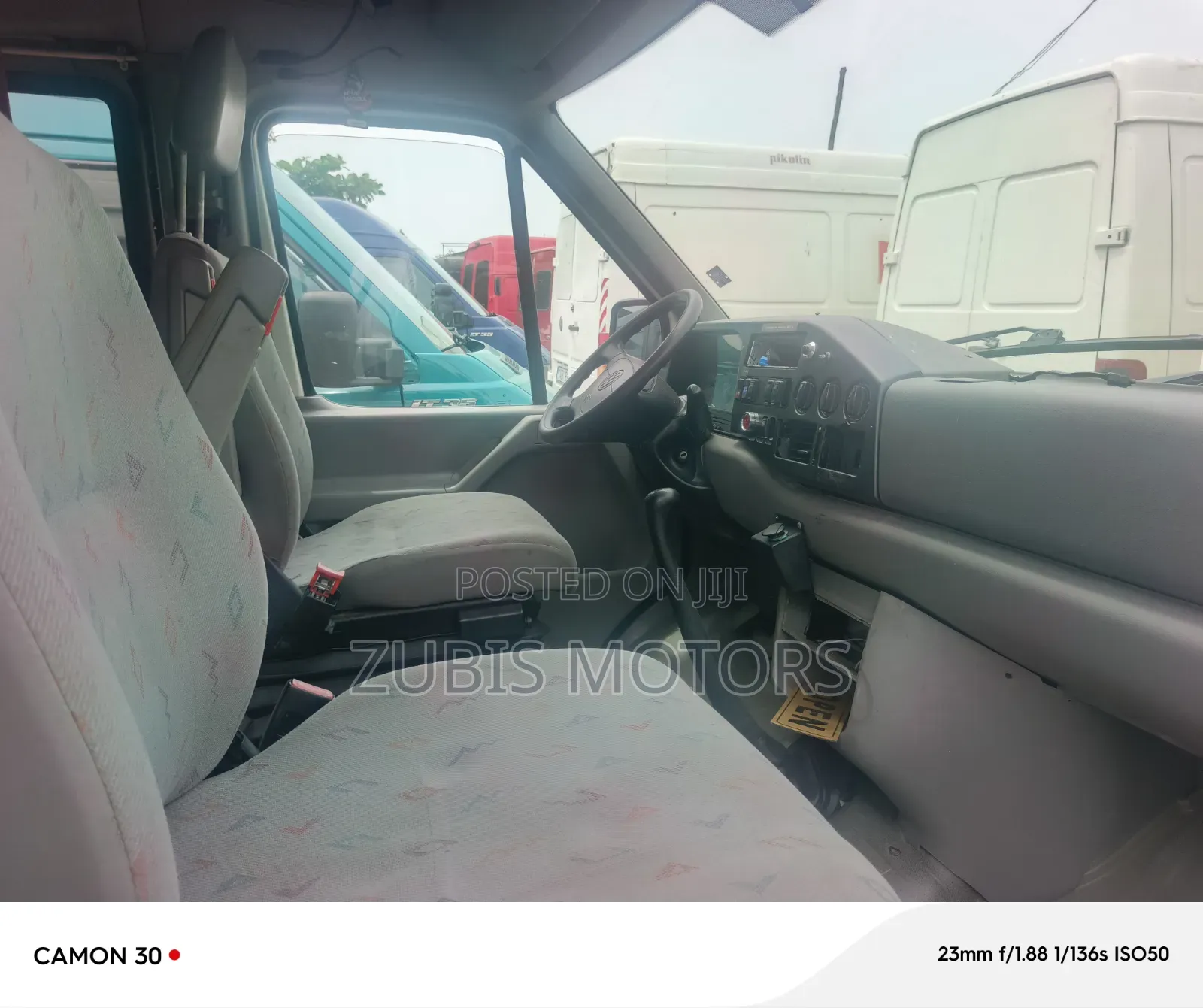Volkswagen LT 2000 White