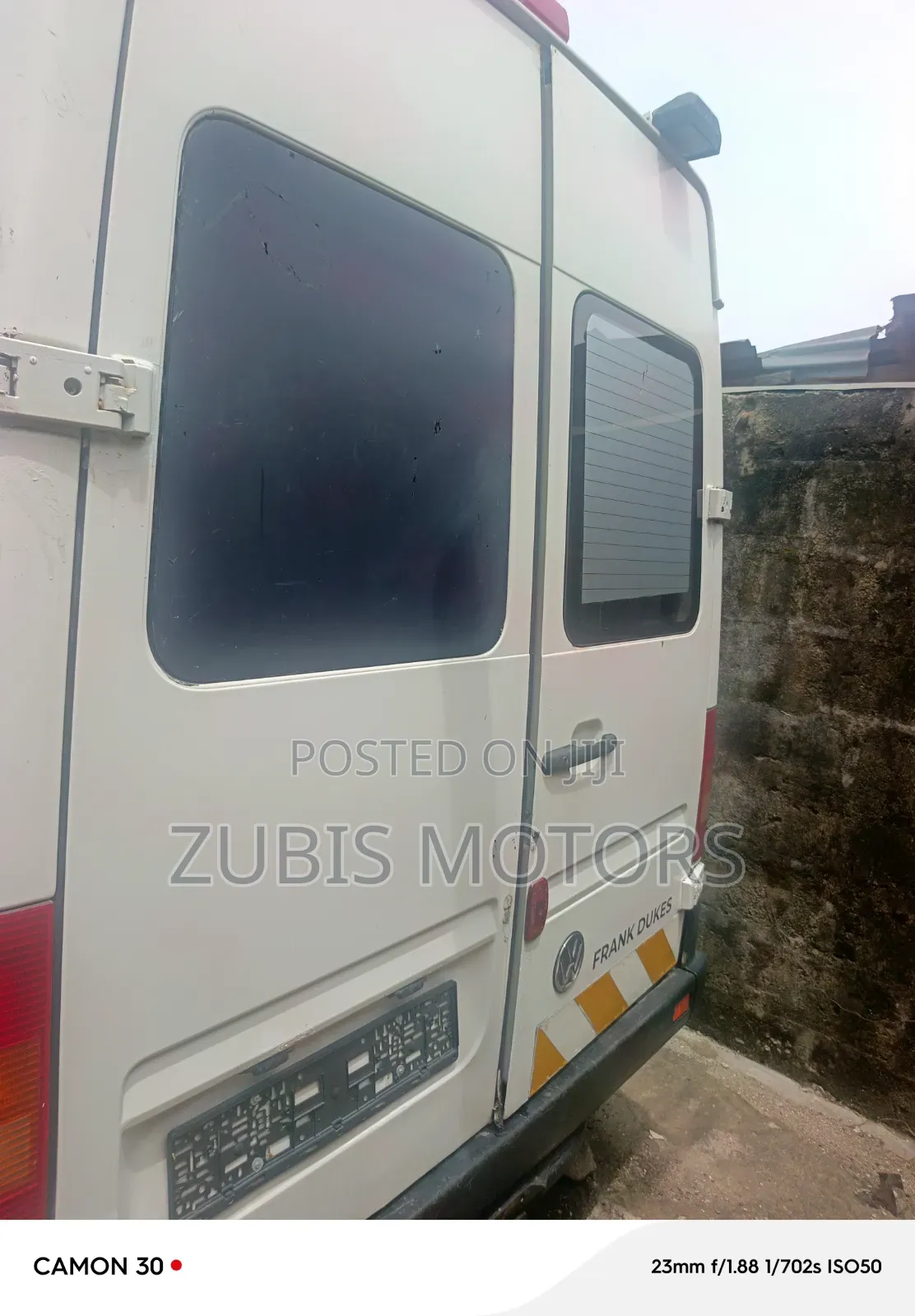 Volkswagen LT 2000 White