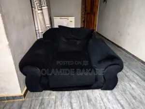 Neatly Used Sofa Set