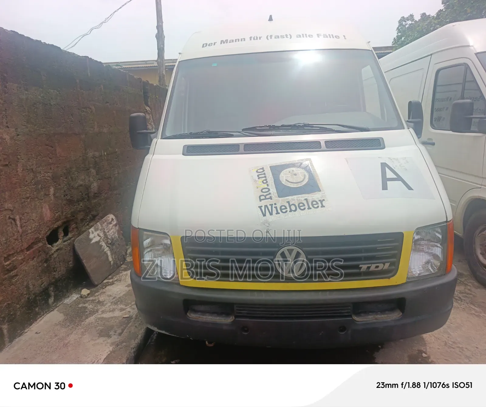 Volkswagen LT 2000 White