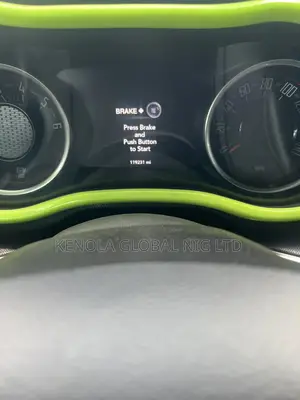 Dodge Challenger 2018 White