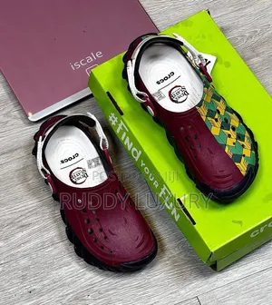 Croc-Style Casual Clogs