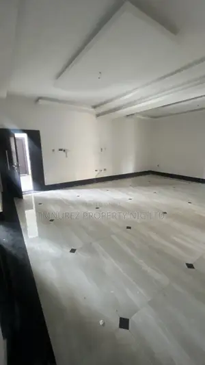3bdrm Apartment in Off Admiralty, Lekki Phase 1 for rent