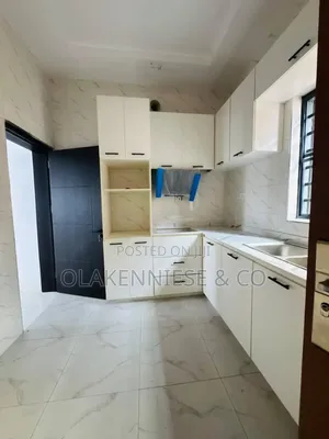 2bdrm Block of Flats in Masha Rd for rent