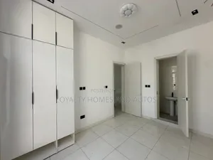 4bdrm Duplex in Parkview Estate for sale