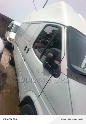 Ford Transit 2000 Grey