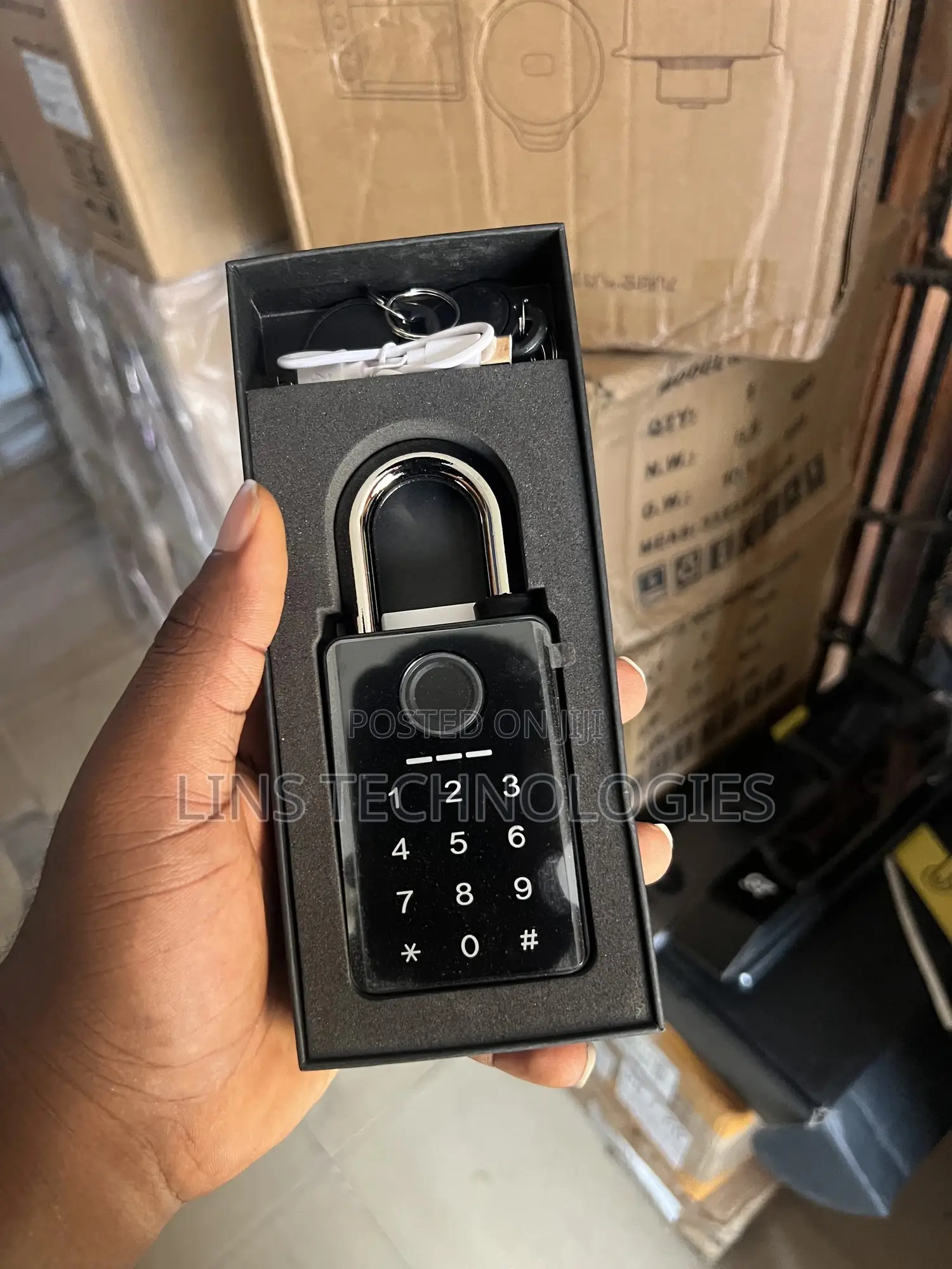 Fingerprints Padlock