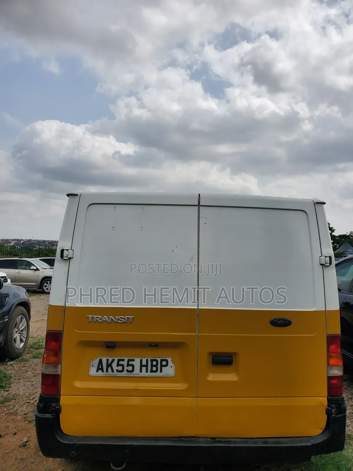 Ford Transit 2002 Yellow