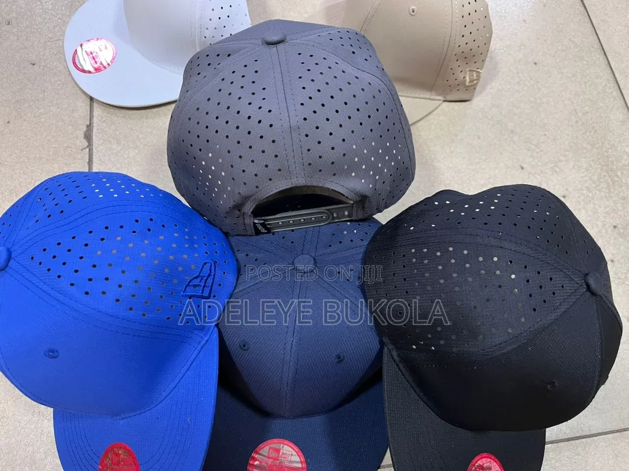 Snapback Face Cap