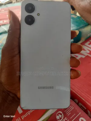 Samsung Galaxy A06 64 GB Silver