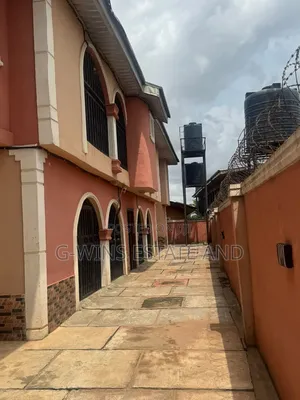 4bdrm Block of Flats in Federal Government, Benin City for sale