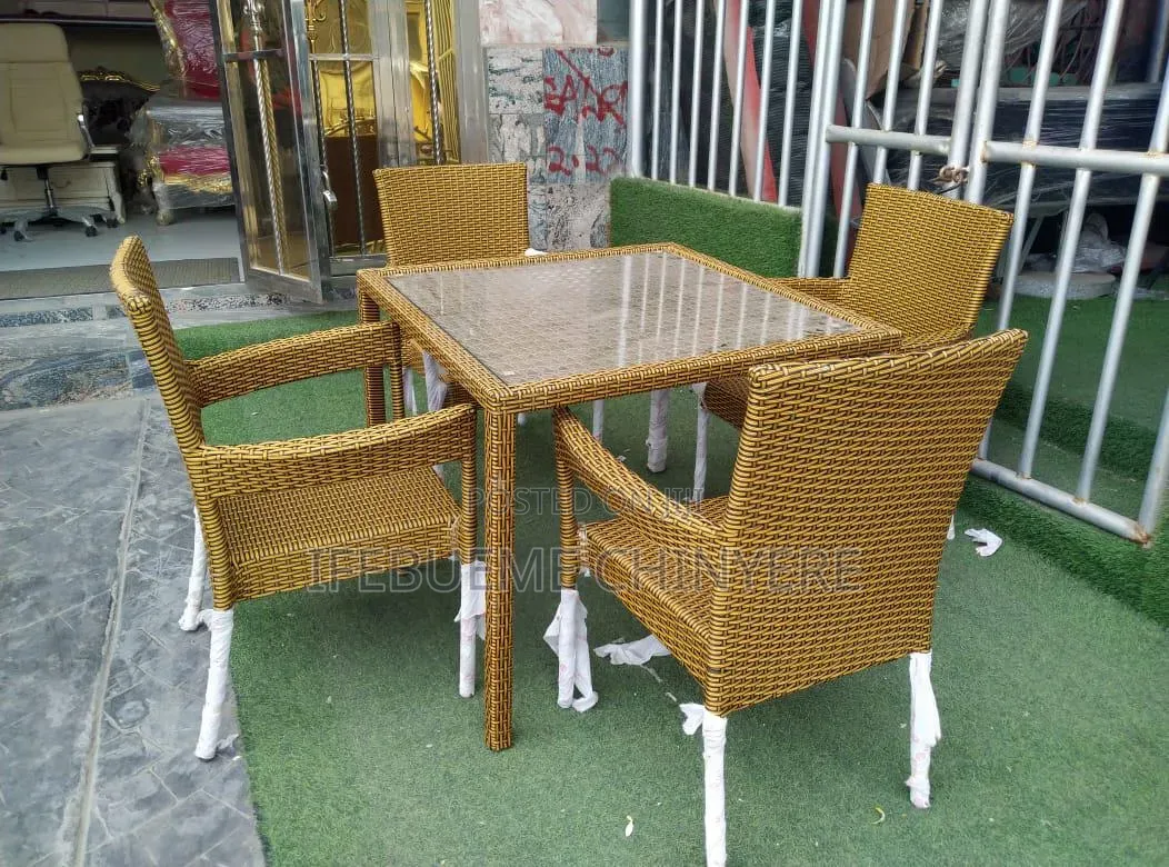 Big Rattan Table and Chair