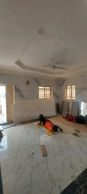2bdrm Bungalow in Idu Industrial for rent