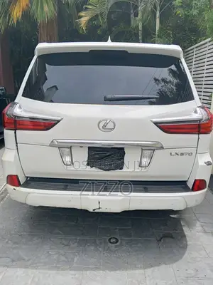 Lexus LX 2016 White