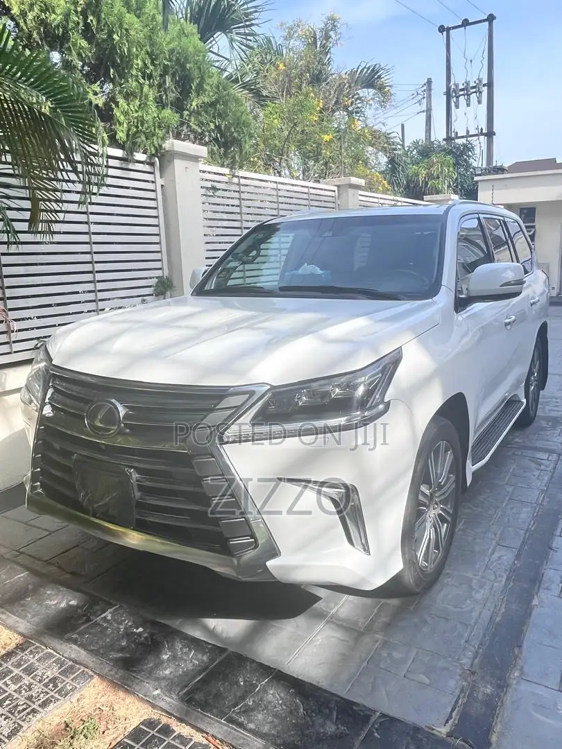 Lexus LX 2016 White