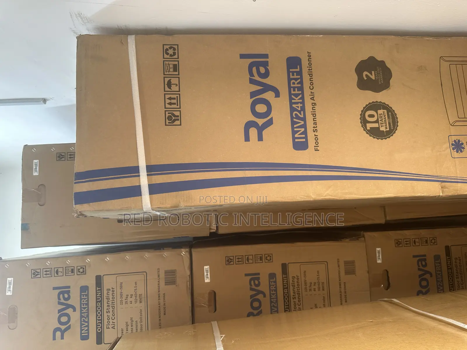 Royal Free Standing AC