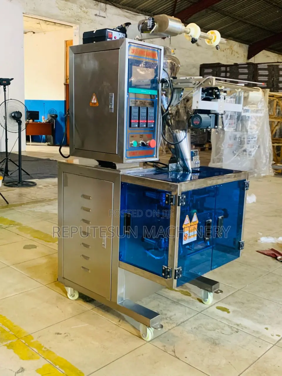 Four-Side Sealing Acrylic Glass Packing Machine