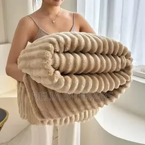 Fluffy Throw Blankets