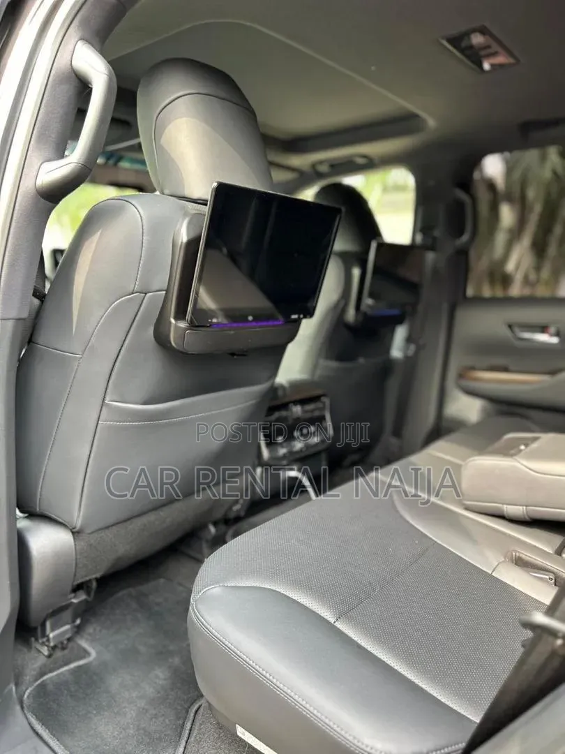 2025 Land Cruiser for Rental