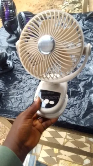 6 Inches Automatic Usb Desktop Fan With Digital Display And Timer
