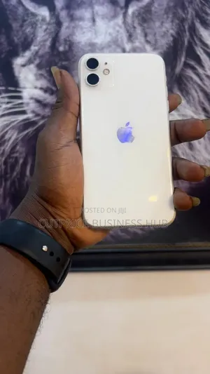 Apple iPhone 11 128 GB White
