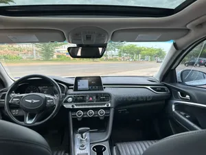 Genesis G70 2020 White