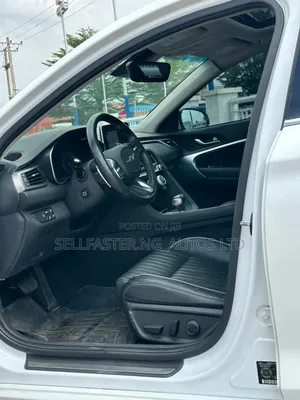 Genesis G70 2020 White
