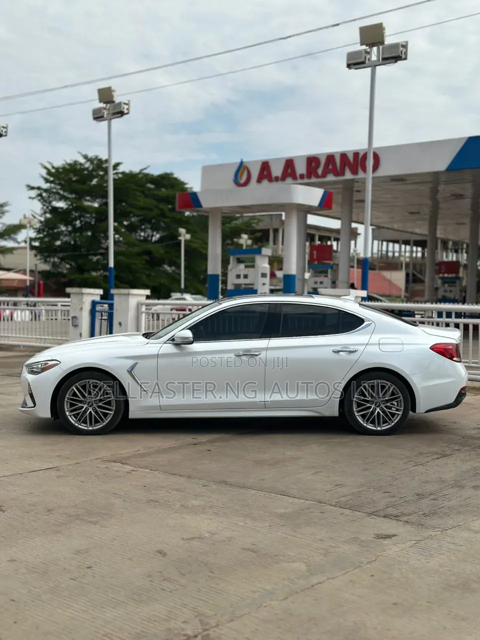 Genesis G70 2020 White