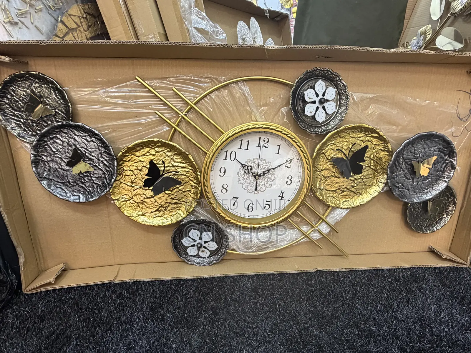 Clock Twentieth Design