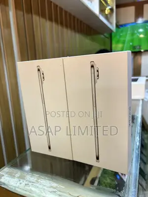 New Apple iPhone Air 256 GB Silver