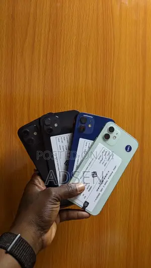 Apple iPhone 12 64 GB Black