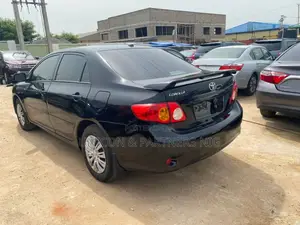 Toyota Corolla LE 4dr Sedan (1.8L 4cyl 4A) 2010 Black
