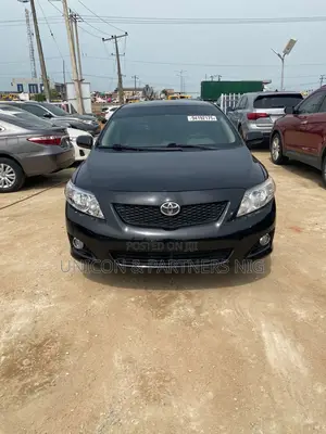 Toyota Corolla LE 4dr Sedan (1.8L 4cyl 4A) 2010 Black