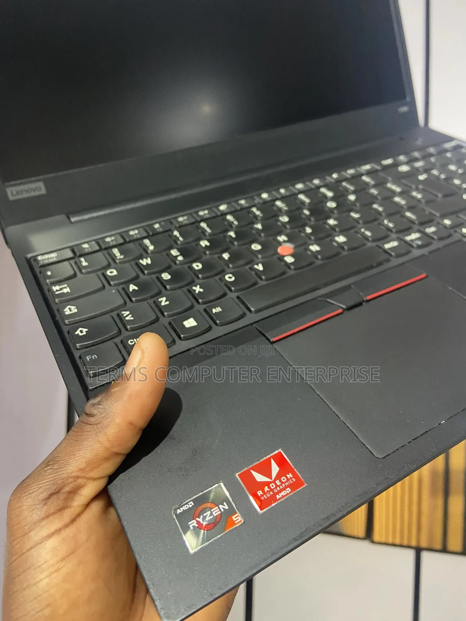 Laptop Lenovo ThinkPad Edge E550 8GB AMD Ryzen 5 SSD 256GB