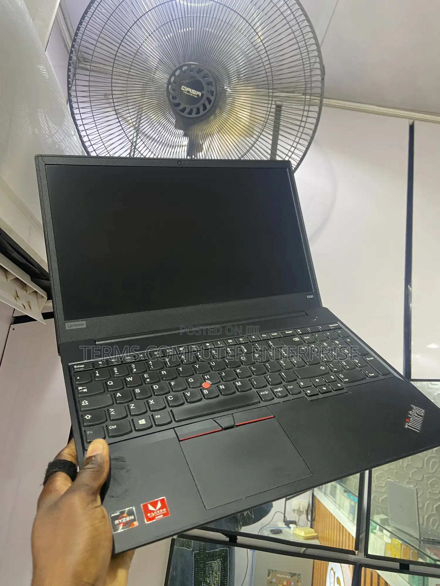 Laptop Lenovo ThinkPad Edge E550 8GB AMD Ryzen 5 SSD 256GB