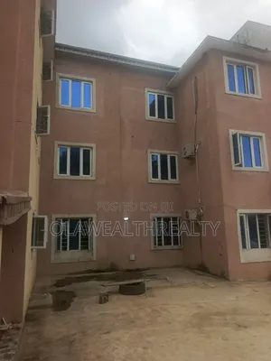 3bdrm Block of Flats in Iyanganku for rent