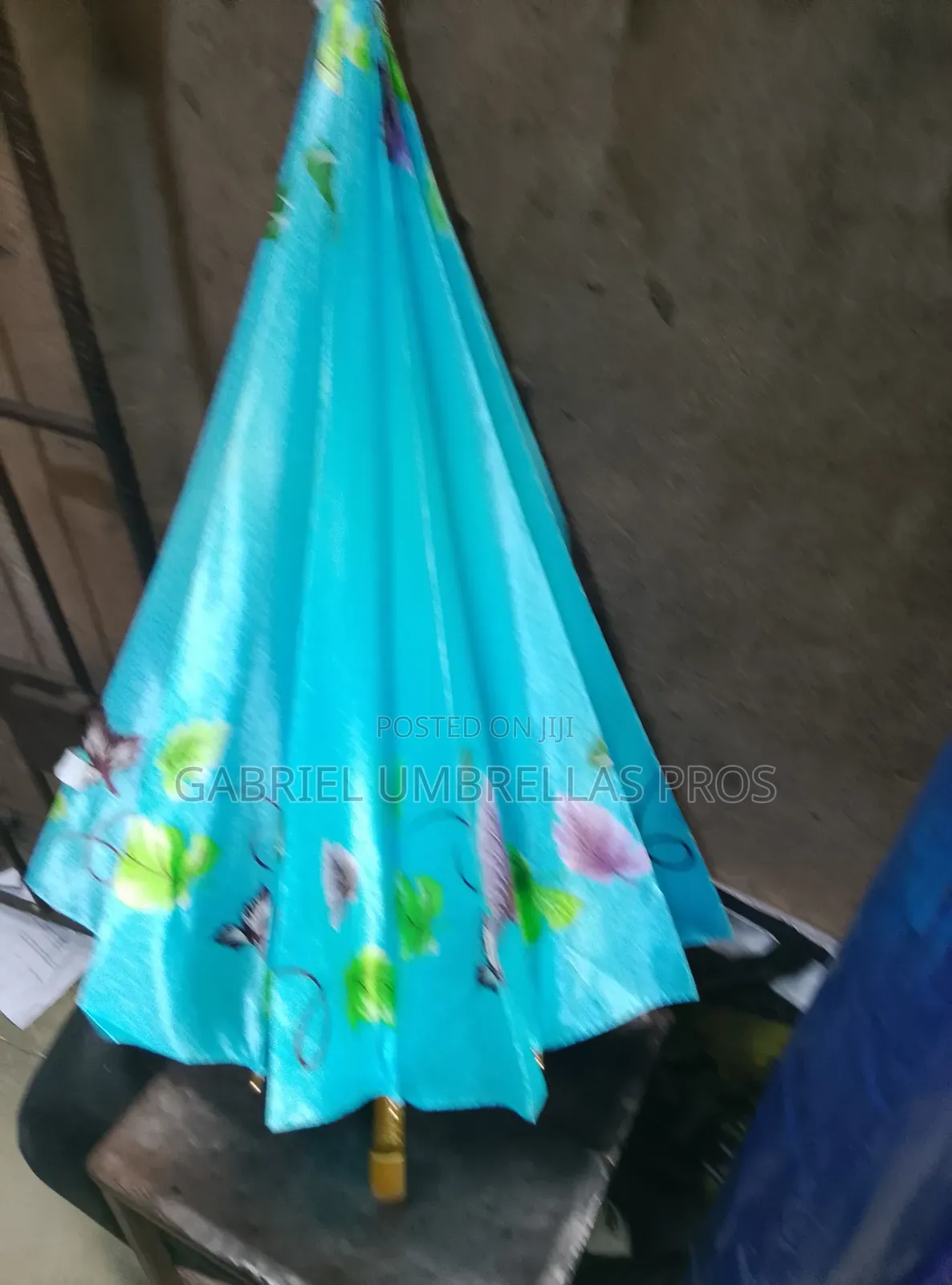 Saitain Umbrella