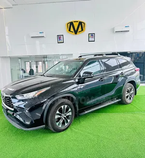 Toyota Highlander XLE AWD 2020 Black