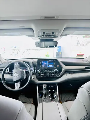Toyota Highlander XLE AWD 2020 Black