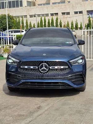 Mercedes-Benz GLA 250 2021 Blue